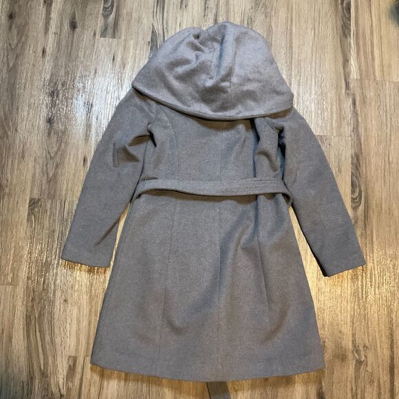 Cole Haan Woman Wool Coat Mid-length Size 6 Gray Belted Asymmetrical Zip Lined‎ - Picture 6 of 13